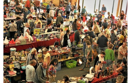 Troc et puces - 2500 visiteurs